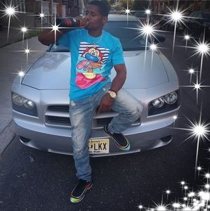 Meet your Posher, Malik